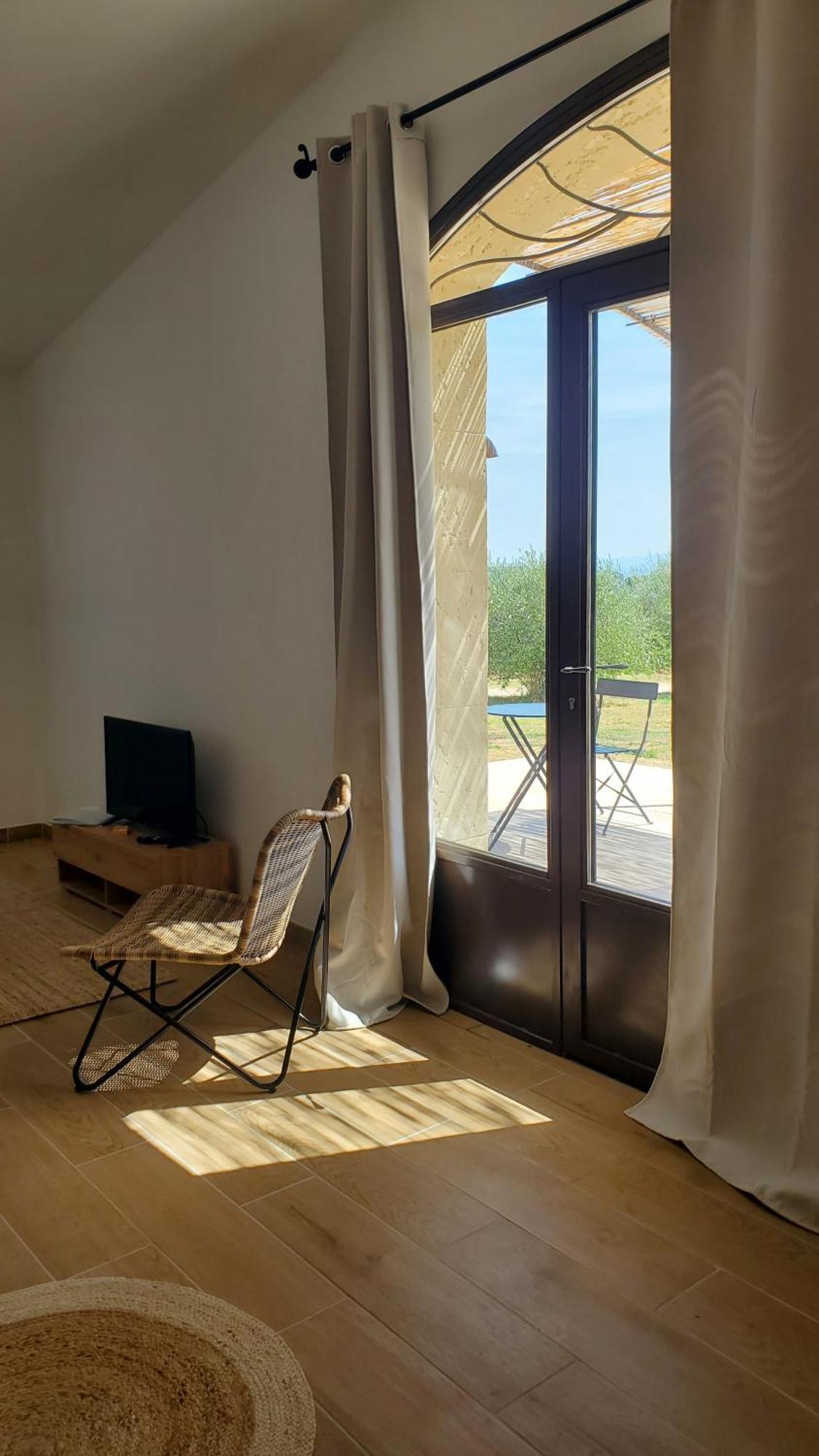 Reve En Luberon Vila Lauris Exterior foto